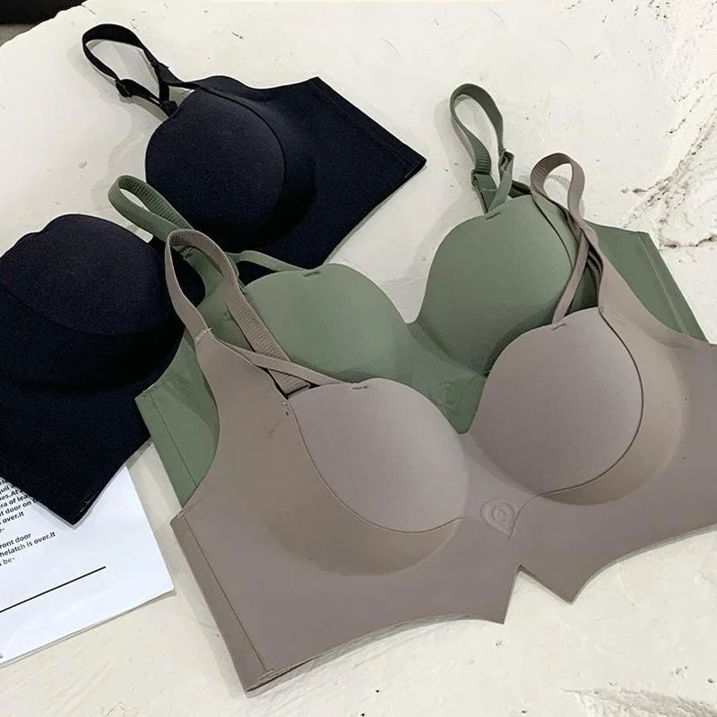 Comfortable Gathering Large-Looking No Steel Ring Bra - Image 4