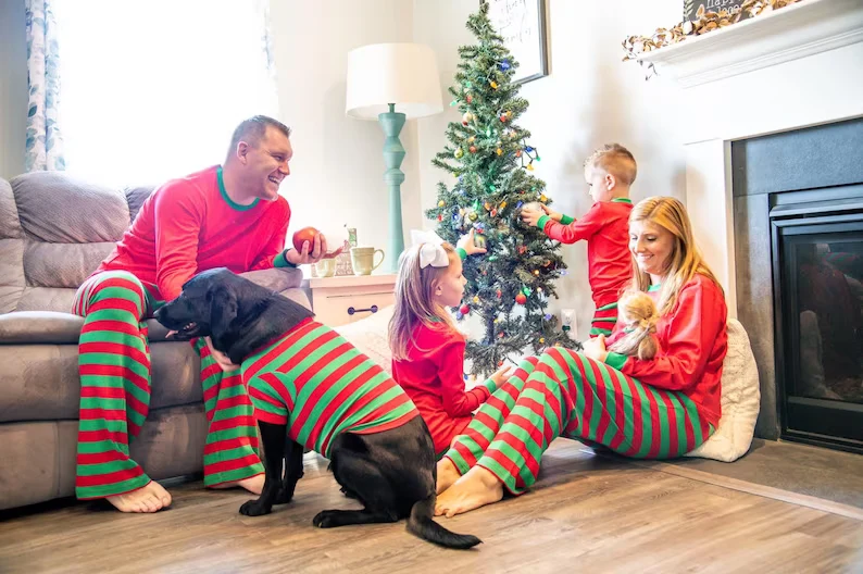 Super Comfortable Soft Christmas Pajamas Set - Image 14