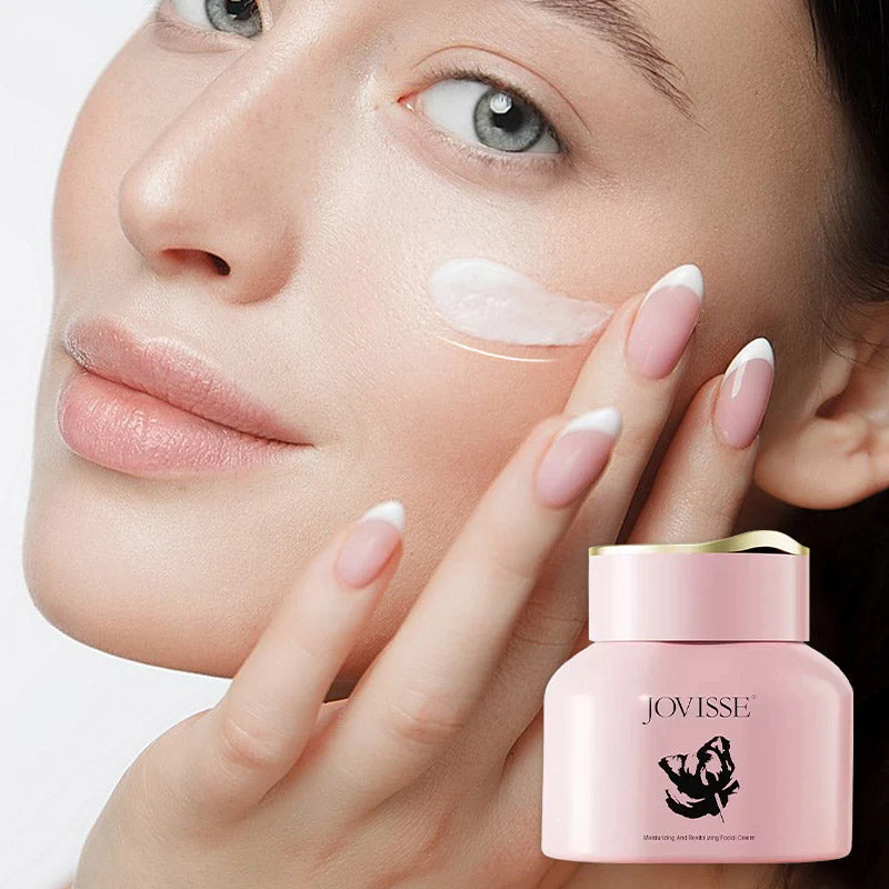 Lightweight Hydrating Brightening Makeup Cream - Image 2