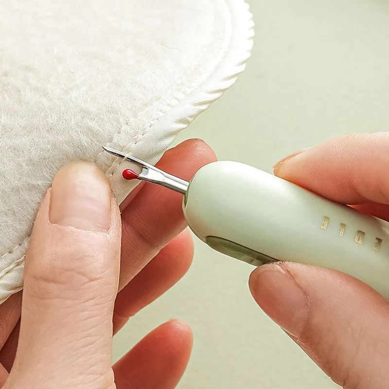 Needle Threader Sewing Tools - Image 2