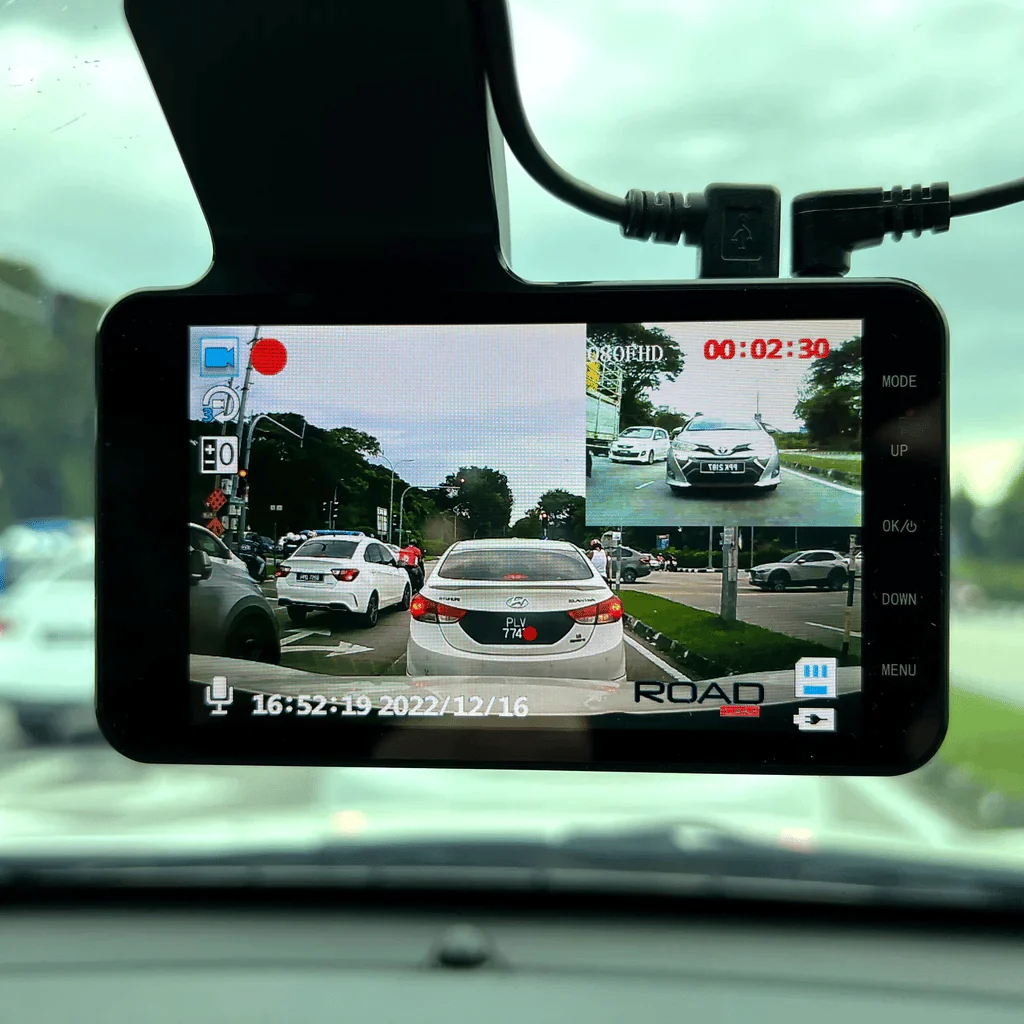 ROADCAM R2 Improve Driving Safety with High-Quality Dash Cams - Image 10