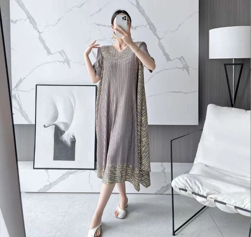 🌸Hot Sale 49% Off🌸Miyake Vintage Print Pleated Dress - Image 4
