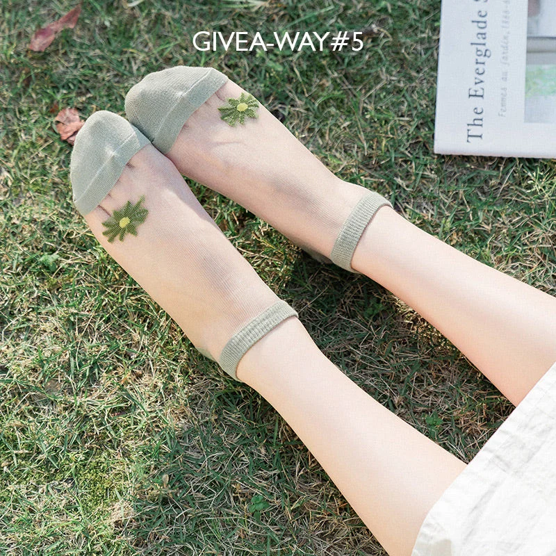 💥 Clearance special 💥 Summer breathable translucent daisy socks - Image 7